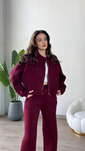 Load image into Gallery viewer, Women Casual Sports Sweatshirt and Jogger Pants (2-piece Set)
