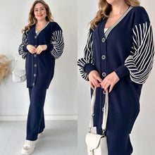 Load image into Gallery viewer, Stylish 2-piece set - Modern and comfortable design
